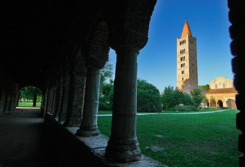 Отель Michelangelo Holiday & Family Resort