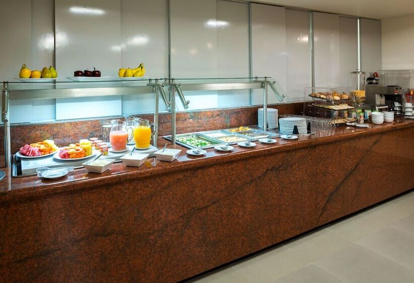 Отель Mision Express Queretaro