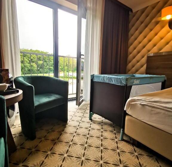 ホテル Mistral Sport