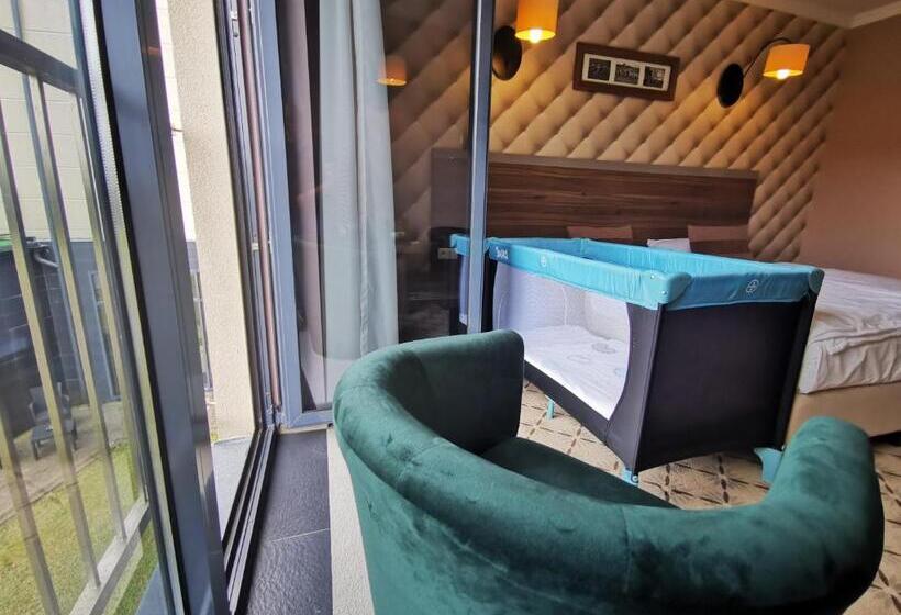 בית מלון כפרי Mistral Sport