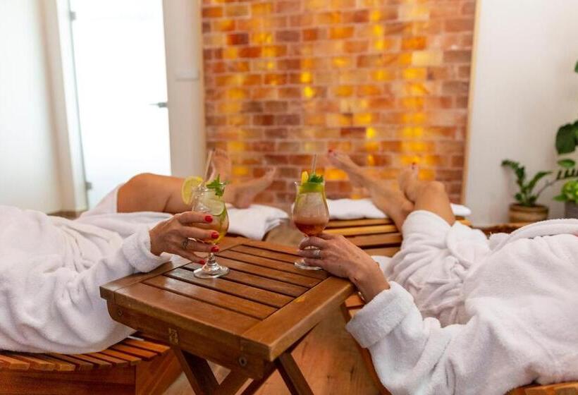 בית מלון כפרי Mistral Sport