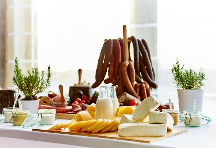 בית מלון כפרי Mistral Sport