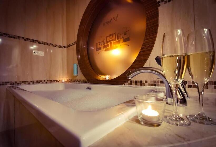 ホテル Mistral Sport