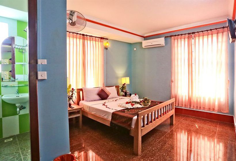 Our Joint Hotel & Guesthouse