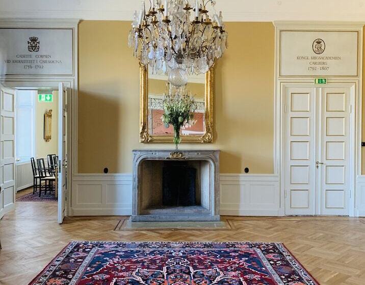 Отель Nasby Slott