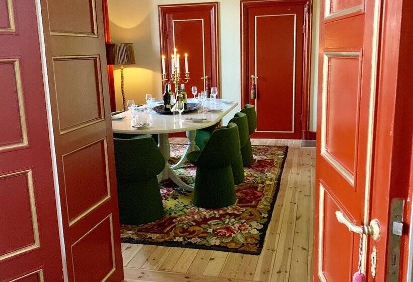 Отель Nasby Slott