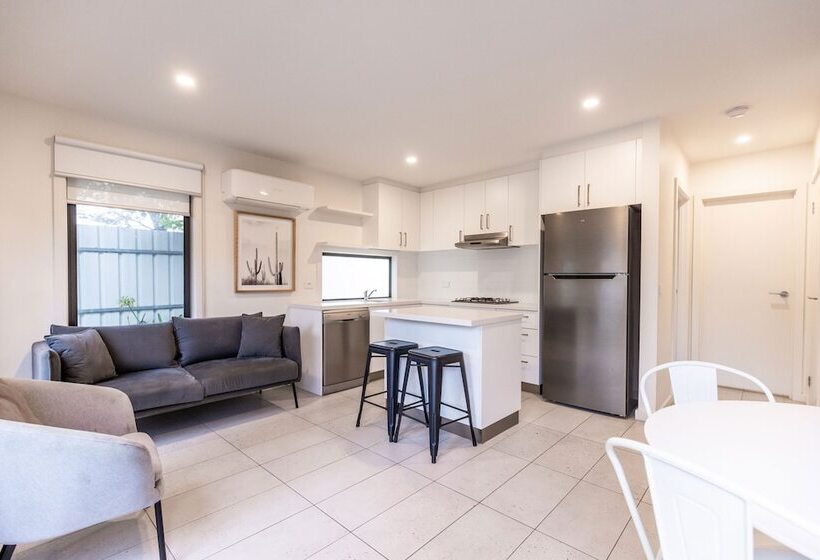 Отель Nrma Ballarat Holiday Park