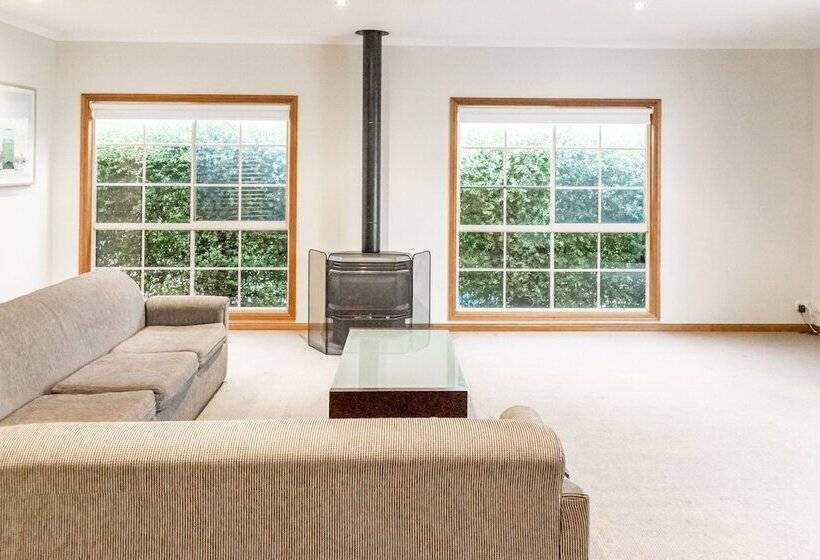 Отель Nrma Ballarat Holiday Park