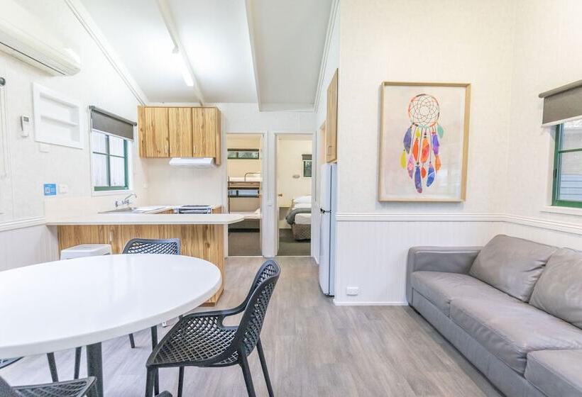 Отель Nrma Ballarat Holiday Park