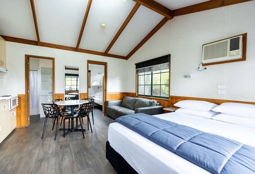 Отель Nrma Ballarat Holiday Park