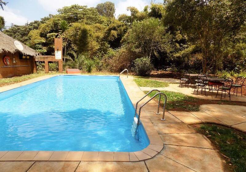 فندق Octagon Lodge