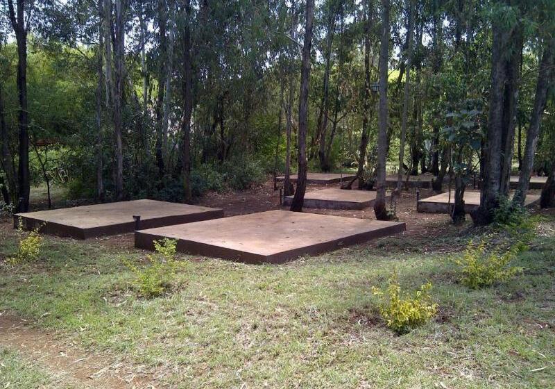 فندق Octagon Lodge