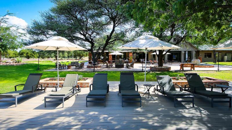 בית מלון כפרי Otjiwa Safari Lodge