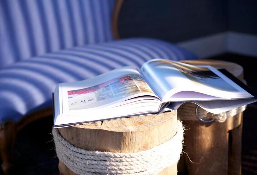 בית מלון כפרי Perry Street