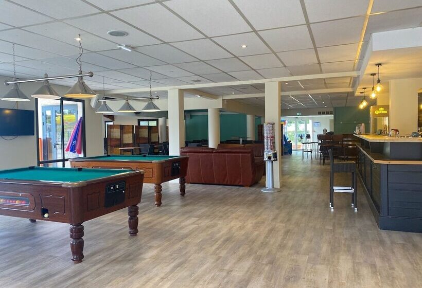 Отель Plaisirs Nature à La Pignade