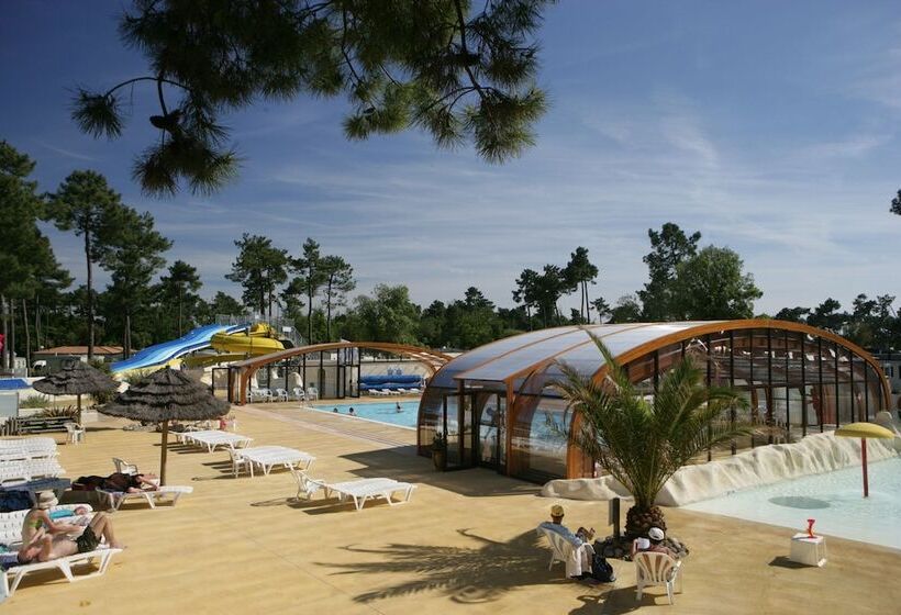 Отель Plaisirs Nature à La Pignade