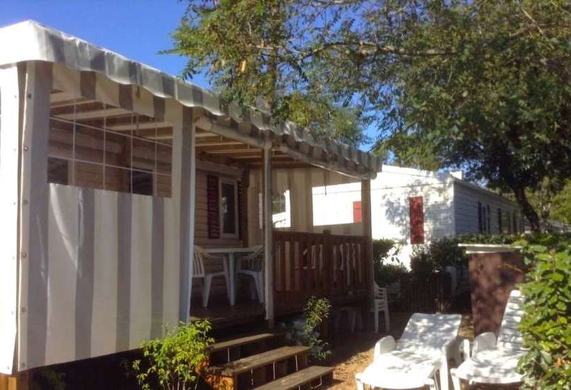 Отель Plaisirs Nature à La Pignade