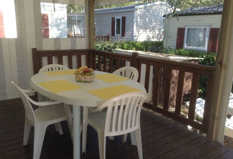 Отель Plaisirs Nature à La Pignade