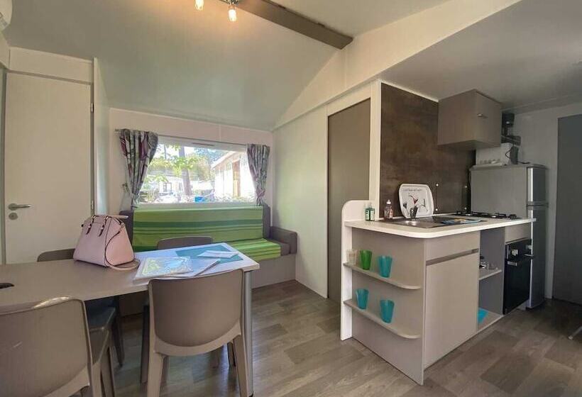 Отель Plaisirs Nature à La Pignade