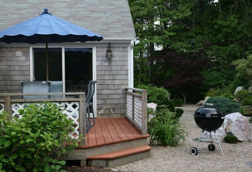 فندق Pleasant Bay Village Resort