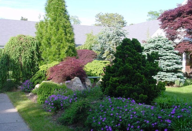 فندق Pleasant Bay Village Resort