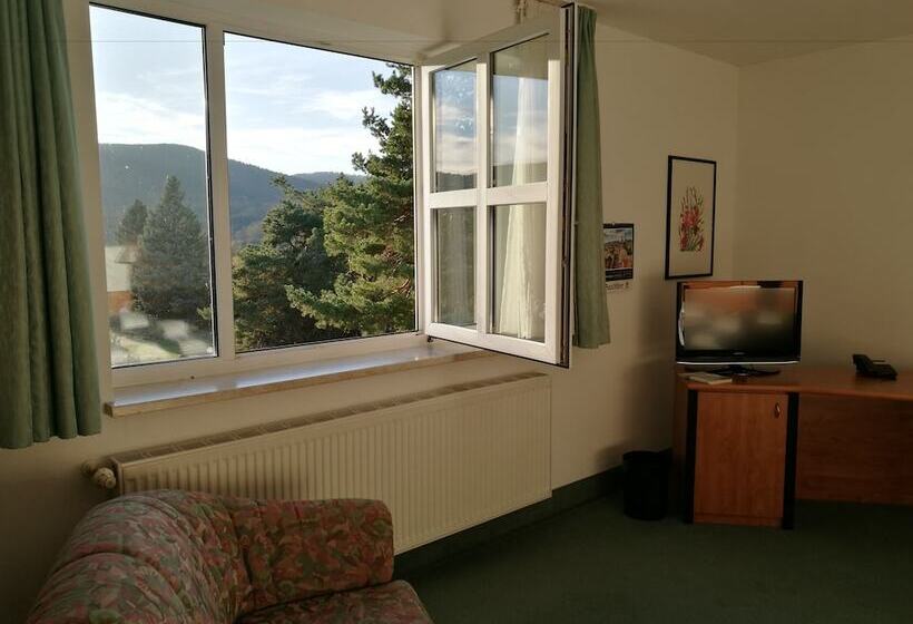 فندق & Restaurant Bergfried