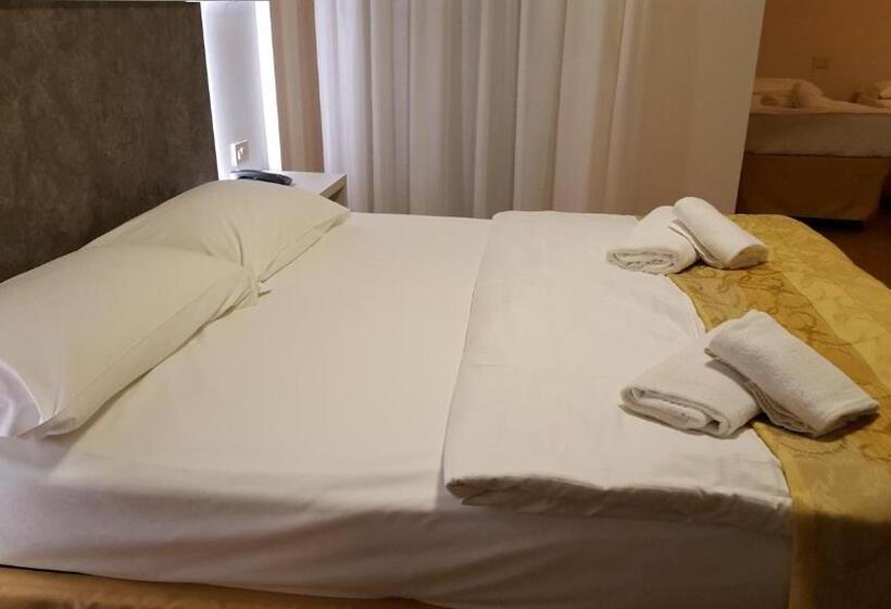 בית מלון כפרי Righetto Fronte Mare