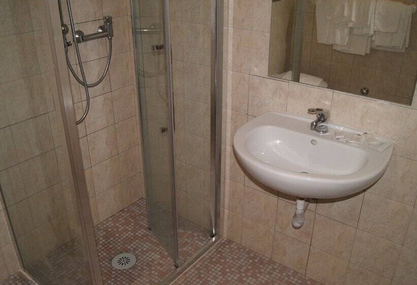 فندق Ristorante Novara Expo