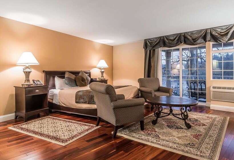 Riverside Hotel, Ascend Hotel Collection