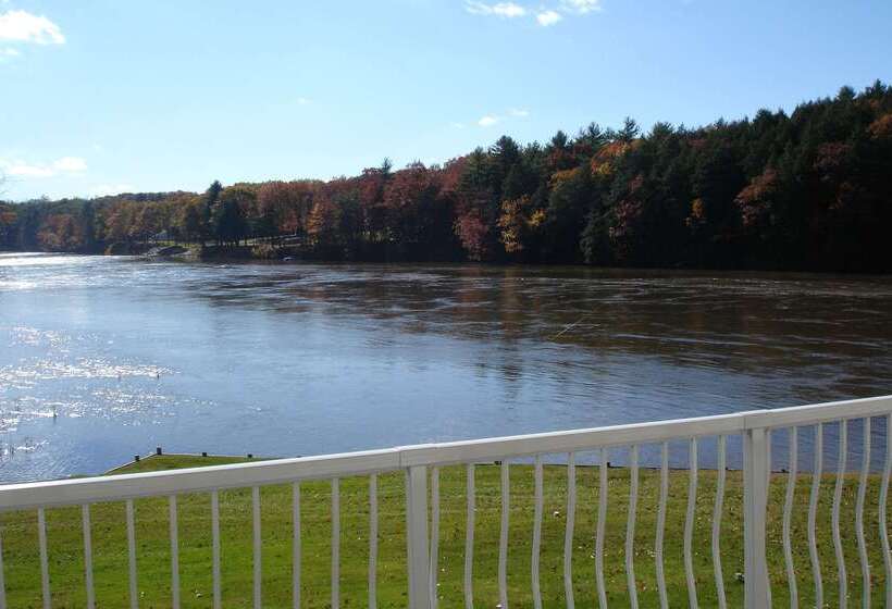 Riverside Hotel, Ascend Hotel Collection