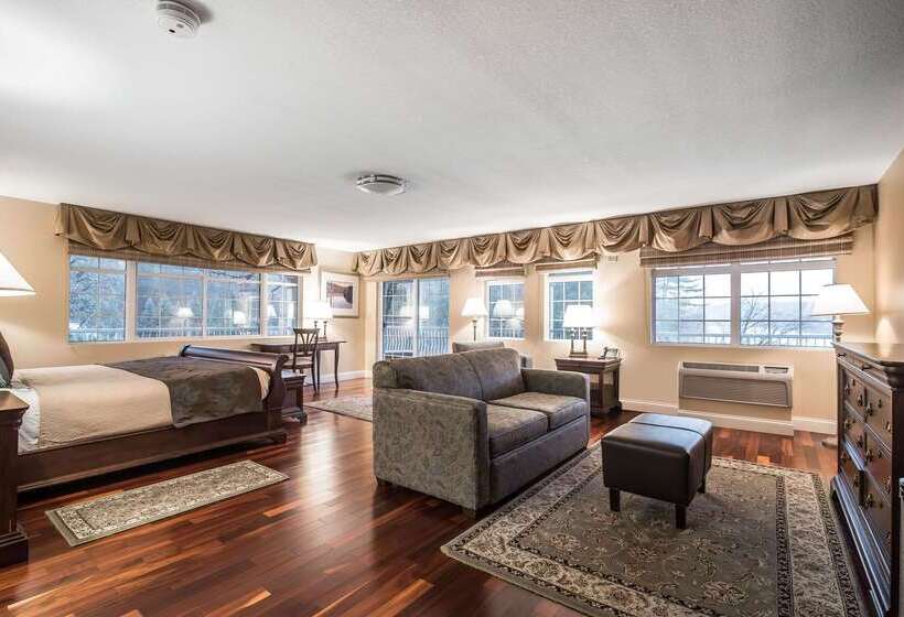 Riverside Hotel, Ascend Hotel Collection