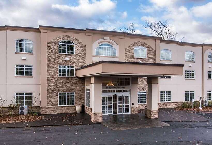 Riverside Hotel, Ascend Hotel Collection