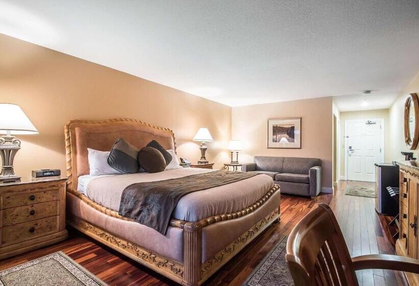 Riverside Hotel, Ascend Hotel Collection