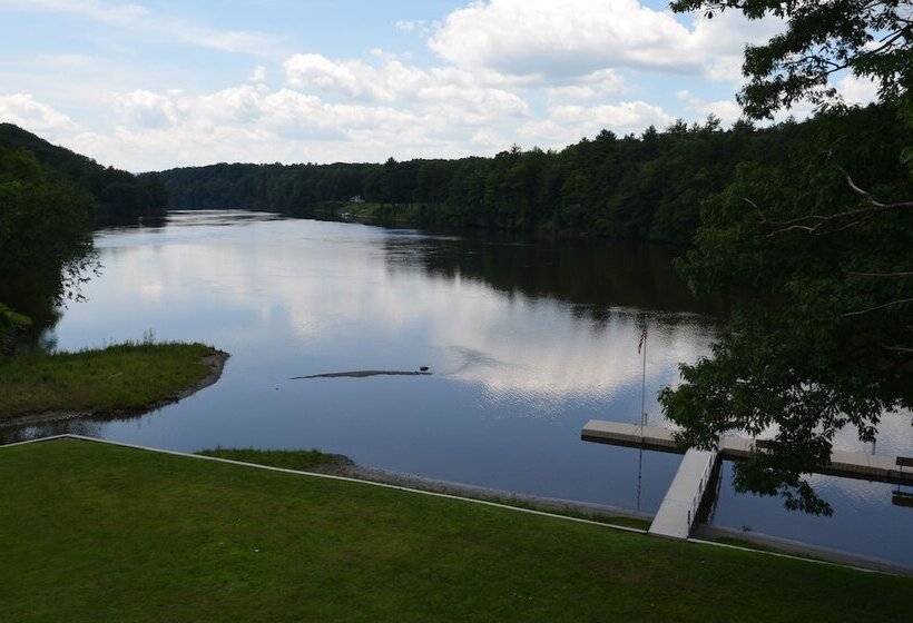 Riverside Hotel, Ascend Hotel Collection