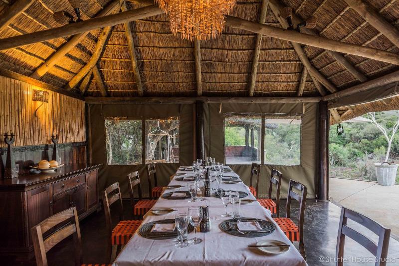ホテル Safari Lodge  Amakhala Game Reserve