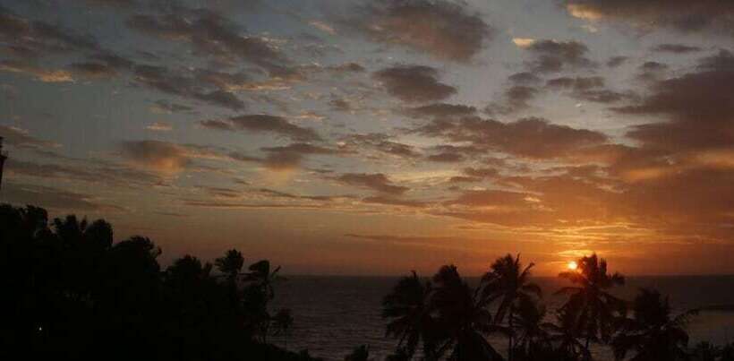 هتل Sagara Beach Resort