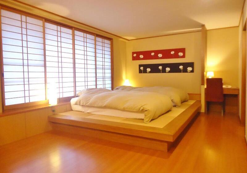 호텔 Sarusawaike Yoshidaya