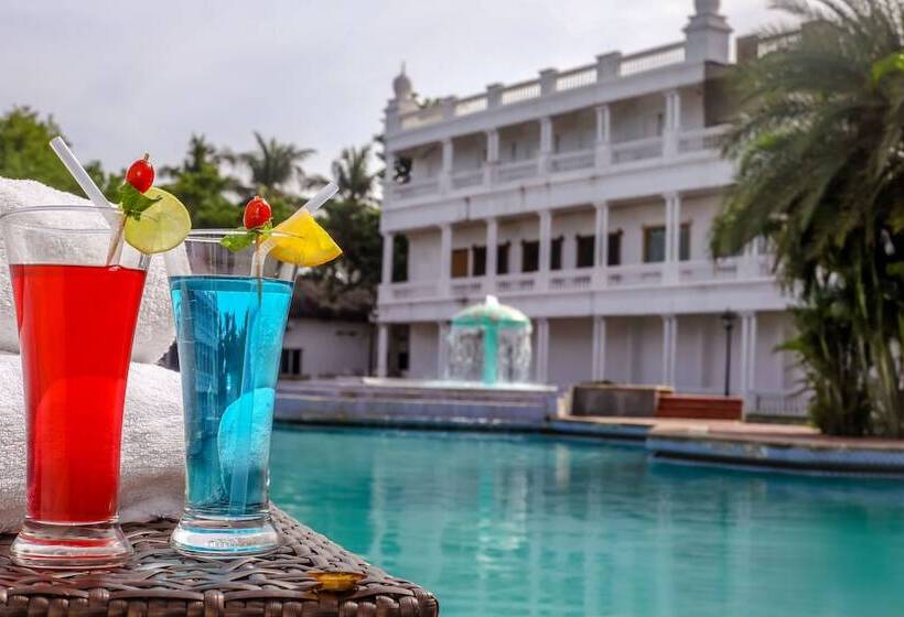 ホテル Sathyam Grand Resort, Sriperumbudur