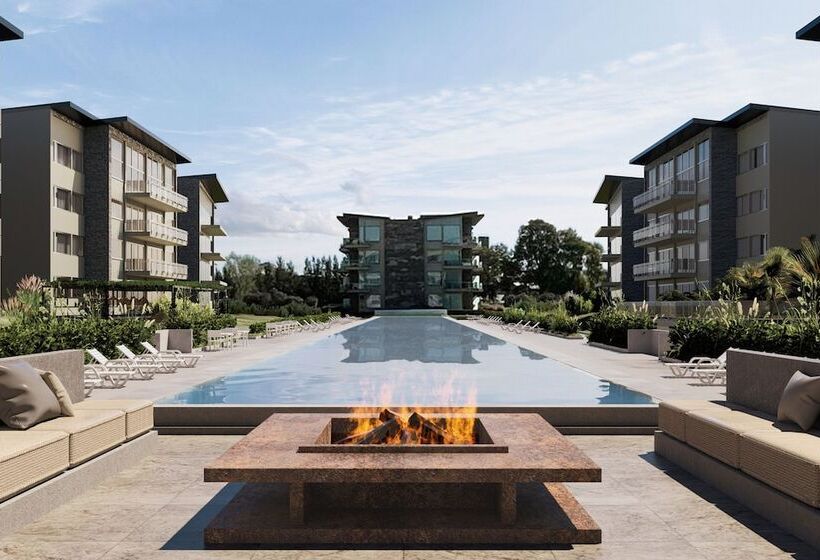 فندق Sheraton Buenos Aires Greenville Polo & Resort