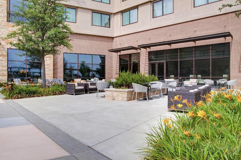 בית מלון כפרי Sheraton Mckinney