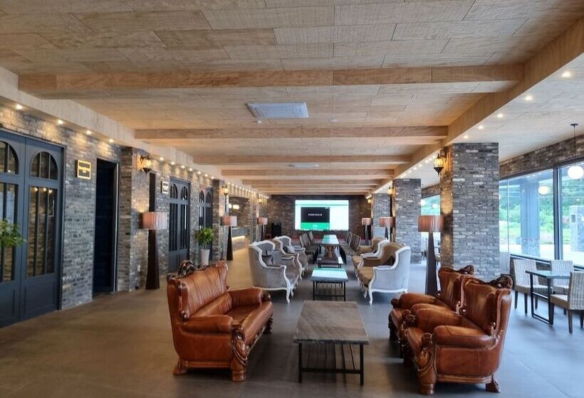 호텔 Ramada By Wyndham Suanbo