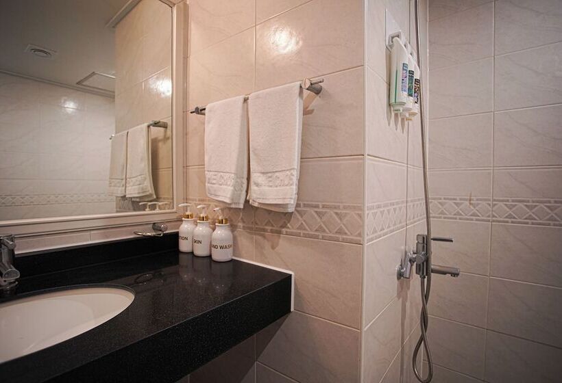 호텔 Ramada By Wyndham Suanbo