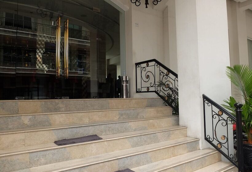 The Penthouse Hotel And Residences