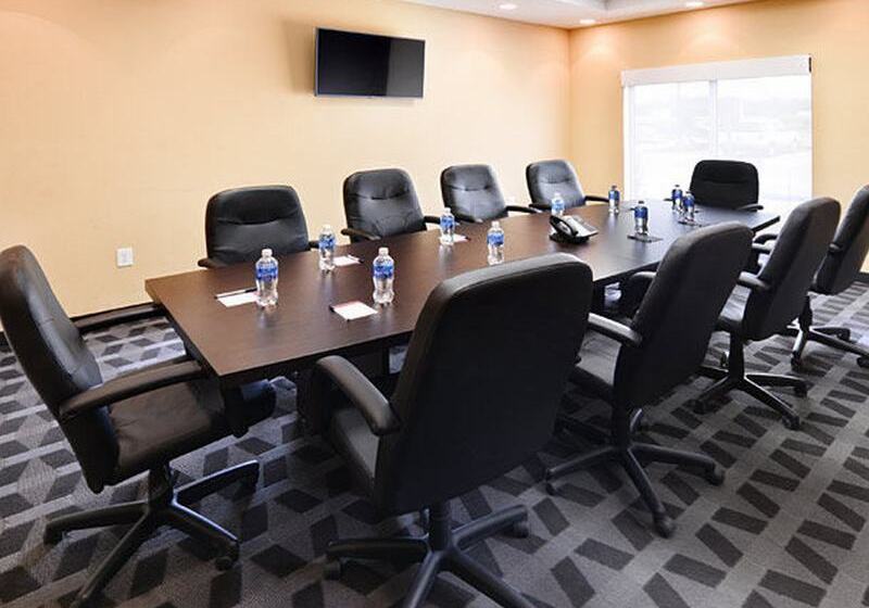 호텔 Towneplace Suites By Marriott Laredo