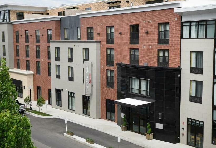 Отель Towneplace Suites By Marriott Lawrence Downtown