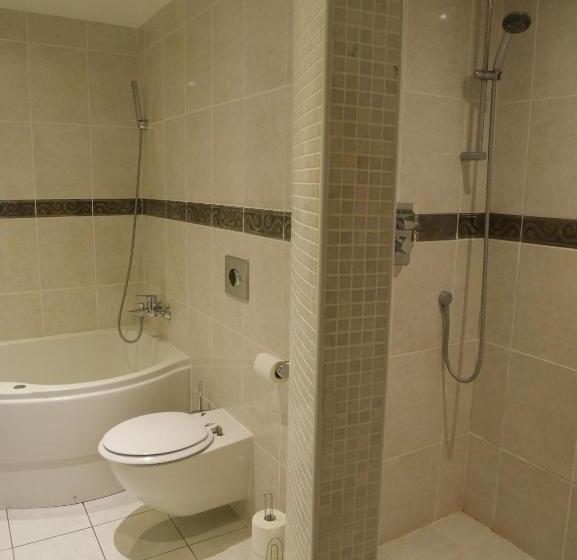 Отель Villare Hitchin Town Centre