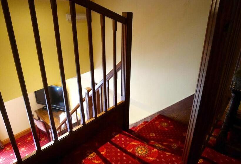 Отель Villare Hitchin Town Centre