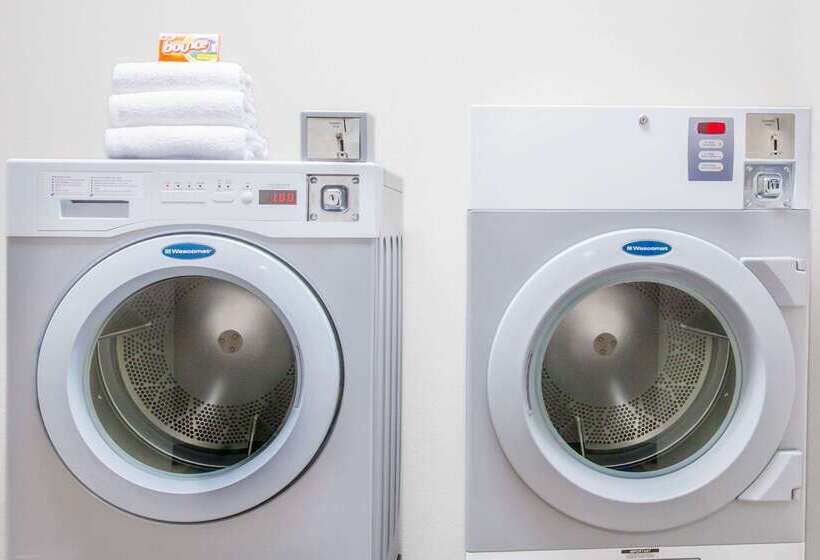 Microtel Inn & Suites By Wyndham Vernal/naples