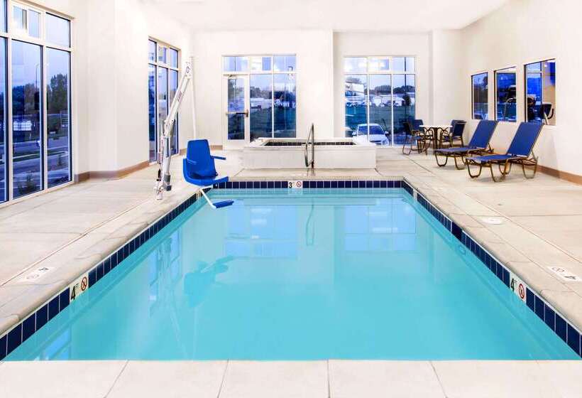 Microtel Inn & Suites By Wyndham Vernal/naples