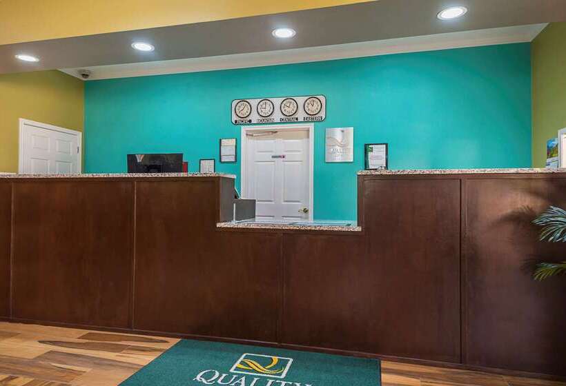 فندق على الطريق Quality Inn